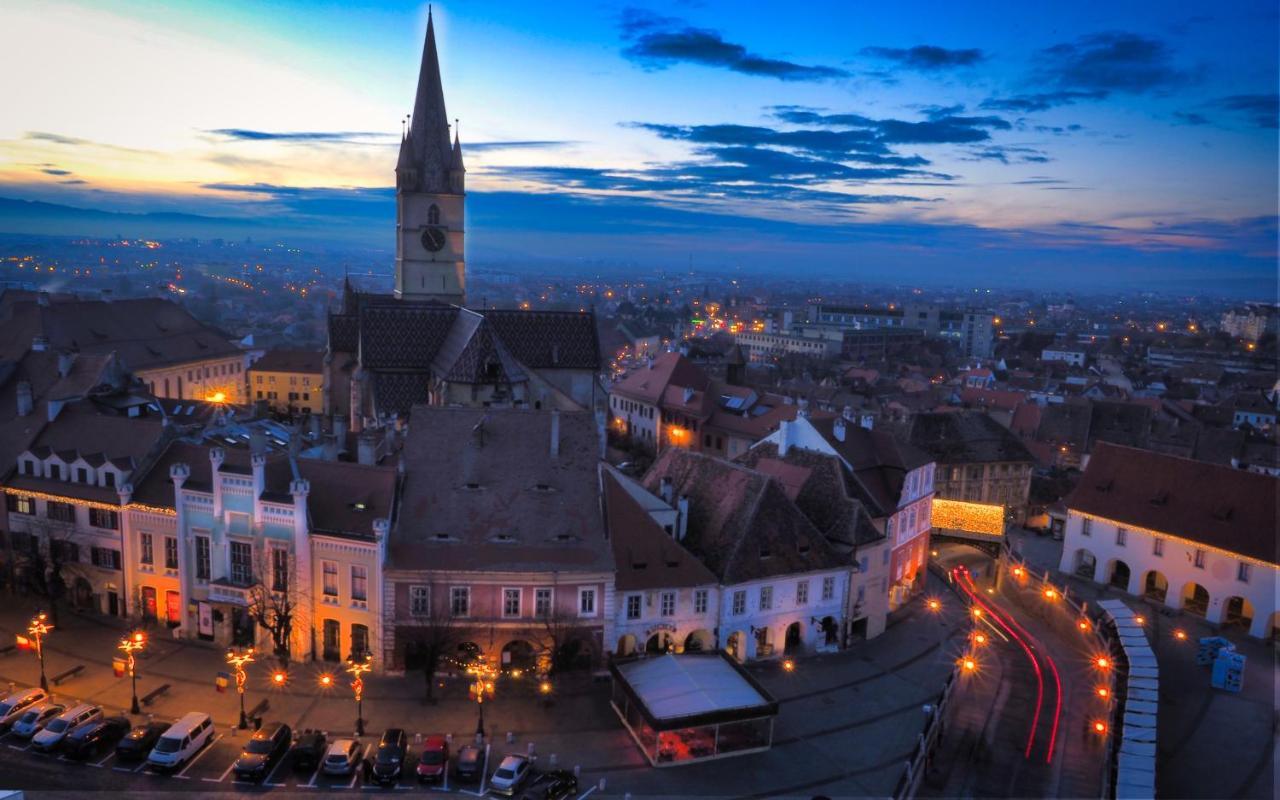Via Del Centro Lägenhet Sibiu Exteriör bild